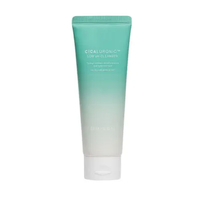 Cicaluronic Low Ph Cleansing Foam